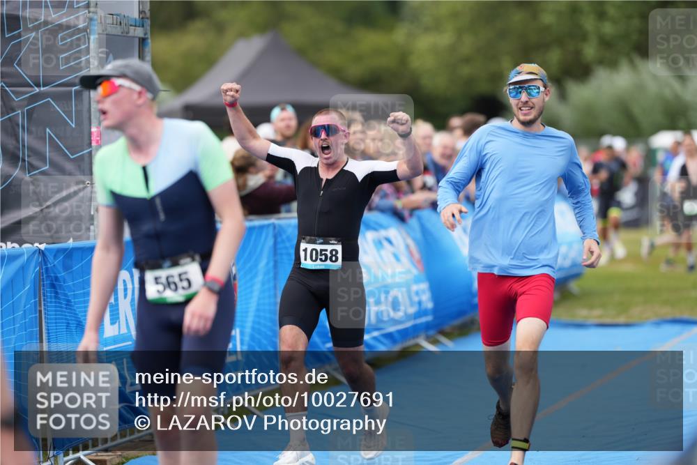 30.08.2026 - Elbe Triathlon Hamburg LAZAROV Photography http://msf.ph/oto/10027691 30.08.2026 11:14:48 Ziel 500, 600, 619, 1058 meine-sportfotos.de