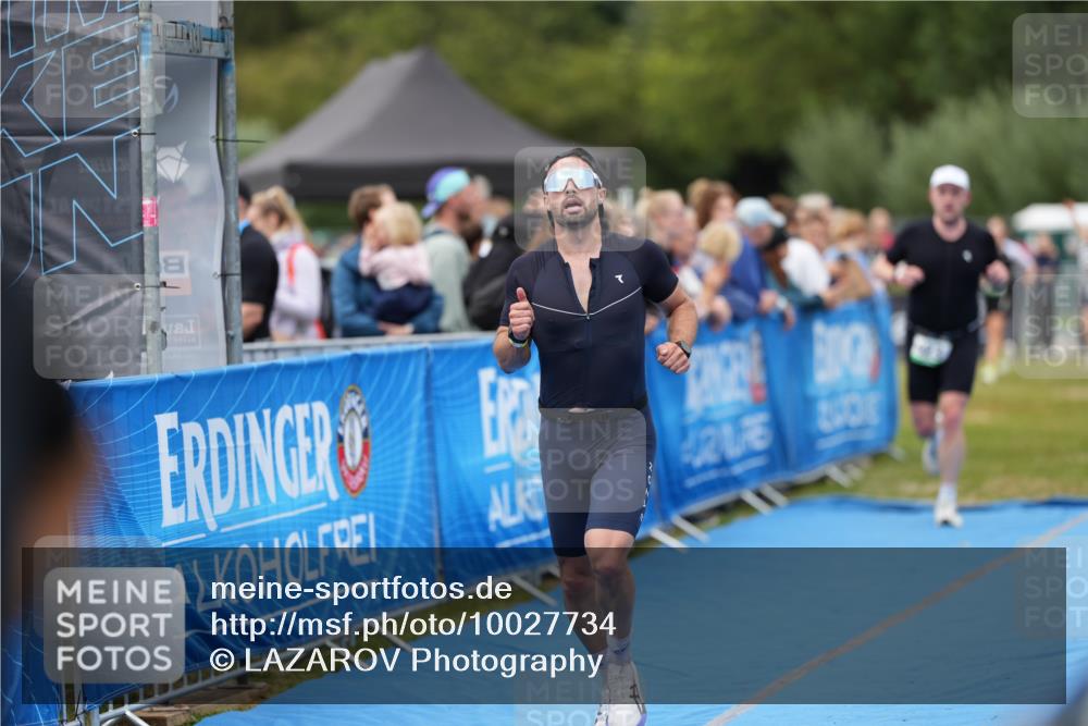 30.08.2026 - Elbe Triathlon Hamburg LAZAROV Photography http://msf.ph/oto/10027734 30.08.2026 11:16:25 Ziel 537, 623, 1120, 1140 meine-sportfotos.de
