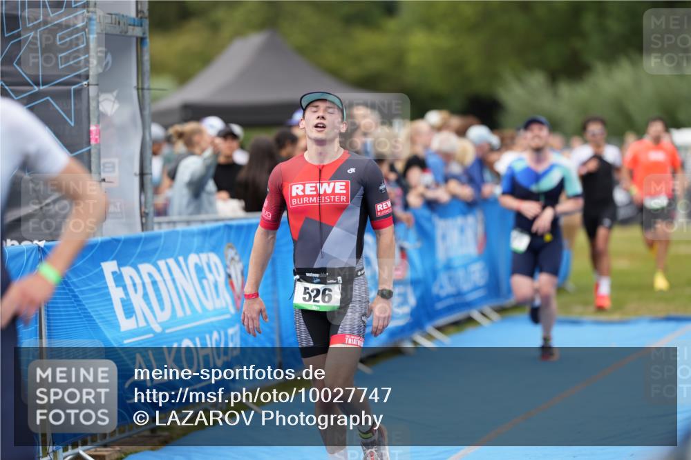 30.08.2026 - Elbe Triathlon Hamburg LAZAROV Photography http://msf.ph/oto/10027747 30.08.2026 11:17:05 Ziel 451, 526, 631, 1004, 1028 meine-sportfotos.de