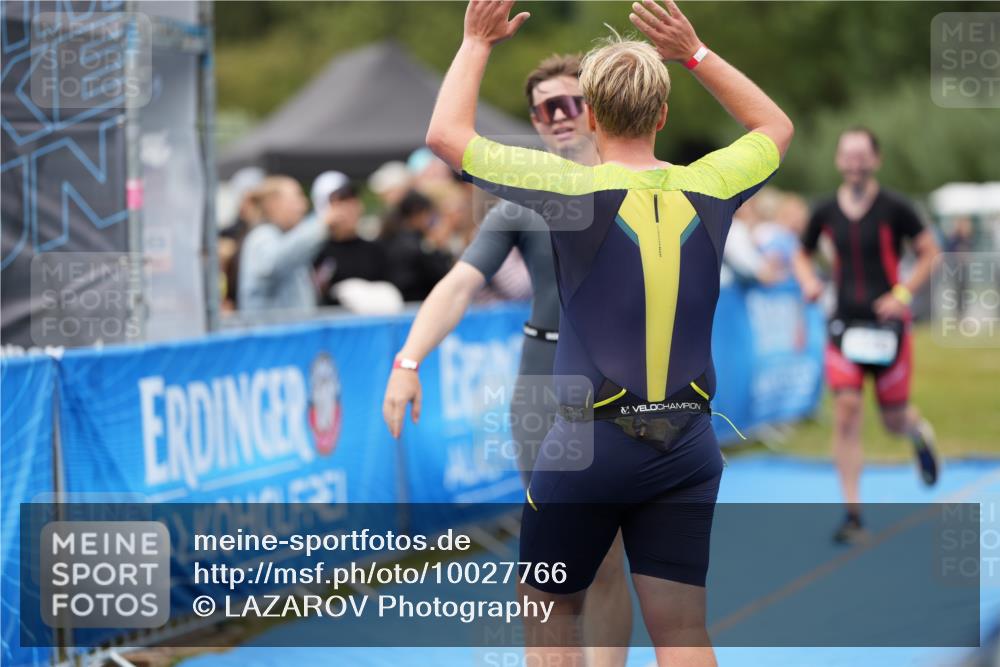 30.08.2026 - Elbe Triathlon Hamburg LAZAROV Photography http://msf.ph/oto/10027766 30.08.2026 11:17:39 Ziel 579, 580, 1148, 1621 meine-sportfotos.de