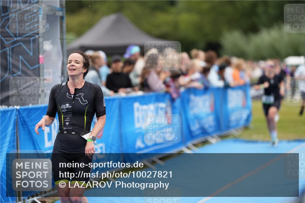 30.08.2026 - Elbe Triathlon Hamburg LAZAROV Photography http://msf.ph/oto/10027821 30.08.2026 11:19:36 Ziel 950, 1091, 1108, 1111 meine-sportfotos.de