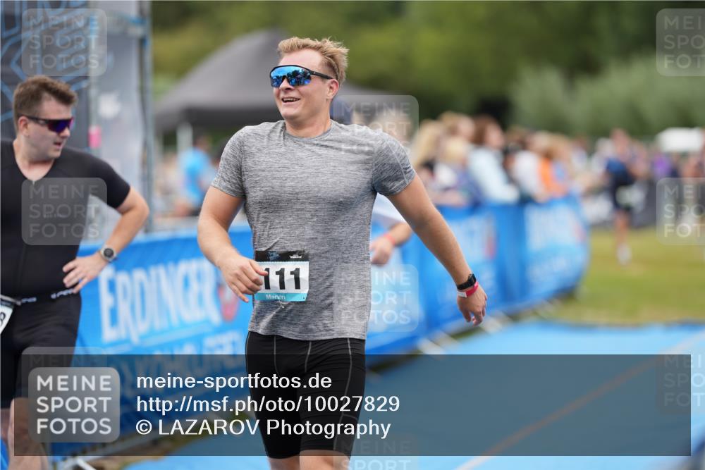 30.08.2026 - Elbe Triathlon Hamburg LAZAROV Photography http://msf.ph/oto/10027829 30.08.2026 11:19:42 Ziel 667, 704, 1091, 1108, 1111 meine-sportfotos.de