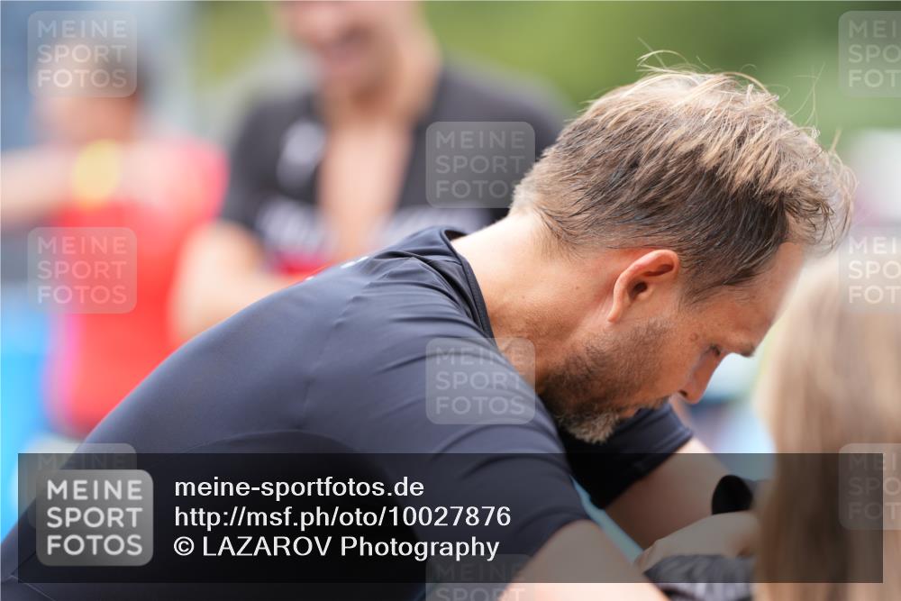 30.08.2026 - Elbe Triathlon Hamburg LAZAROV Photography http://msf.ph/oto/10027876 30.08.2026 11:21:06 Ziel 735, 999, 1100, 1225, 1276 meine-sportfotos.de