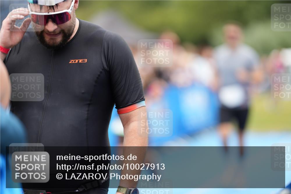 30.08.2026 - Elbe Triathlon Hamburg LAZAROV Photography http://msf.ph/oto/10027913 30.08.2026 11:22:06 Ziel 703, 1113 meine-sportfotos.de