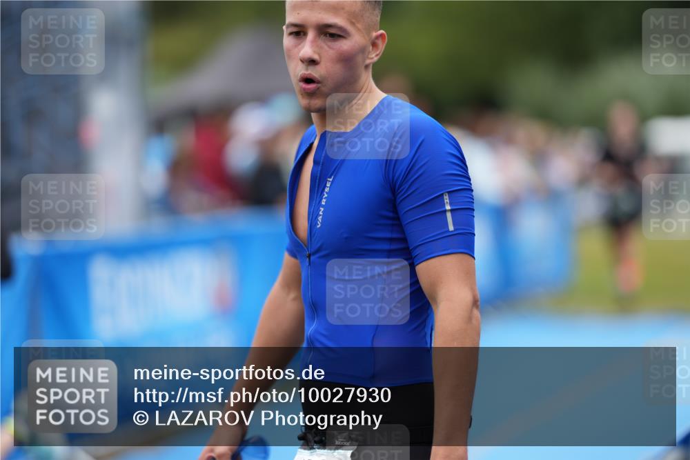 30.08.2026 - Elbe Triathlon Hamburg LAZAROV Photography http://msf.ph/oto/10027930 30.08.2026 11:22:43 Ziel 455, 853, 1210 meine-sportfotos.de