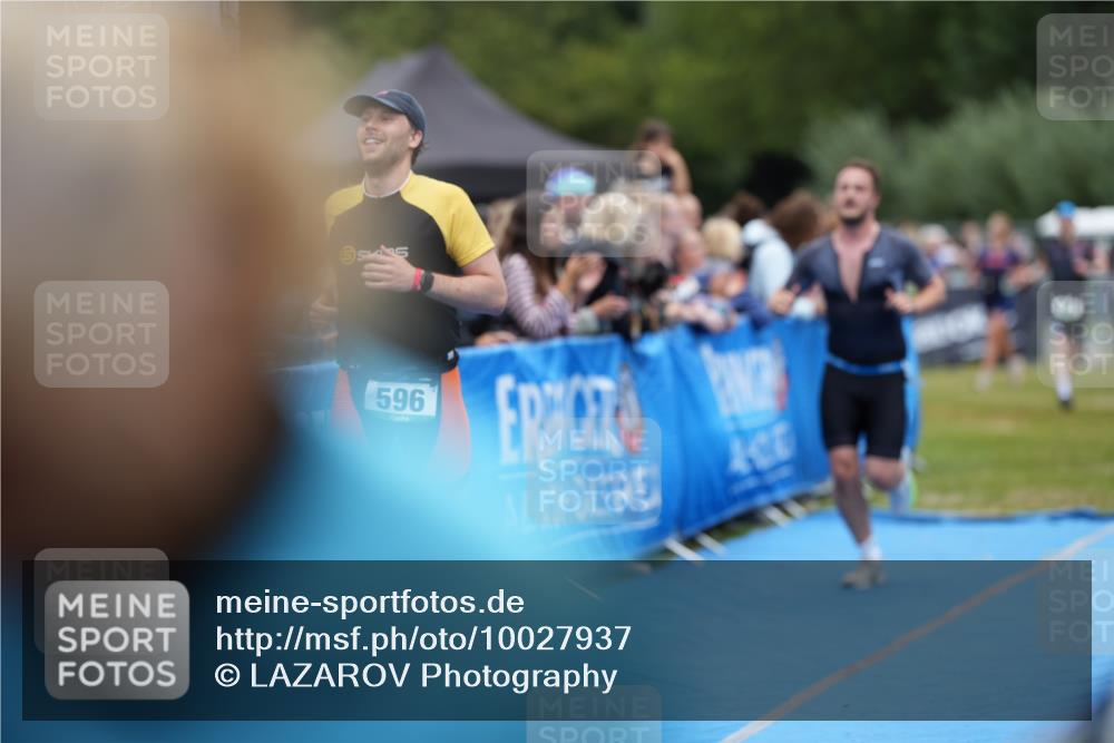 30.08.2026 - Elbe Triathlon Hamburg LAZAROV Photography http://msf.ph/oto/10027937 30.08.2026 11:23:19 Ziel 596, 693, 1040 meine-sportfotos.de
