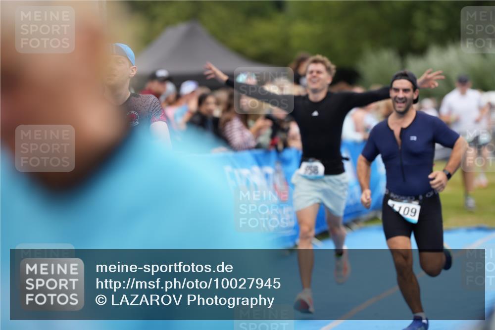 30.08.2026 - Elbe Triathlon Hamburg LAZAROV Photography http://msf.ph/oto/10027945 30.08.2026 11:23:28 Ziel 403, 404, 693, 998, 1023, 1109 meine-sportfotos.de
