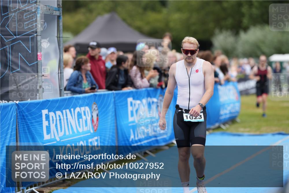 30.08.2026 - Elbe Triathlon Hamburg LAZAROV Photography http://msf.ph/oto/10027952 30.08.2026 11:23:35 Ziel 403, 404, 1023, 1232 meine-sportfotos.de