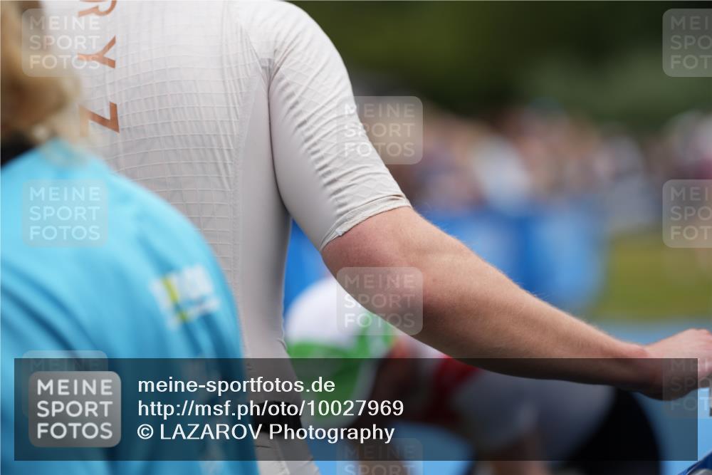 30.08.2026 - Elbe Triathlon Hamburg LAZAROV Photography http://msf.ph/oto/10027969 30.08.2026 11:23:57 Ziel 472, 629, 1006, 1104 meine-sportfotos.de