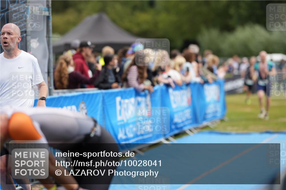 30.08.2026 - Elbe Triathlon Hamburg LAZAROV Photography http://msf.ph/oto/10028041 30.08.2026 11:26:18 Ziel 1079, 1198, 1217, 1292 meine-sportfotos.de