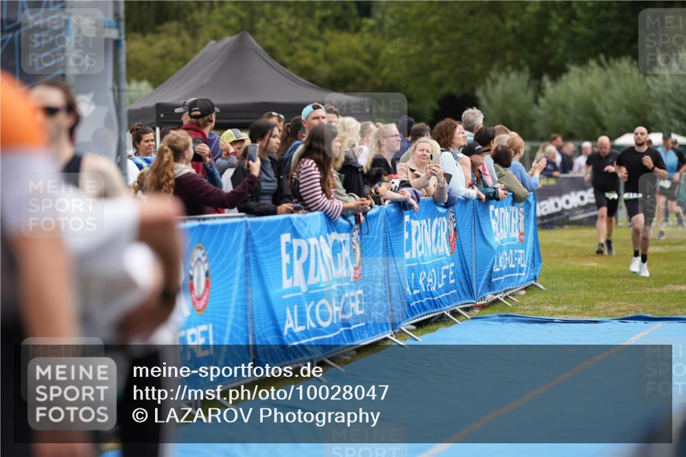 30.08.2026 - Elbe Triathlon Hamburg LAZAROV Photography http://msf.ph/oto/10028047 30.08.2026 11:26:27 Ziel 457, 514, 1079, 1217, 1249 meine-sportfotos.de