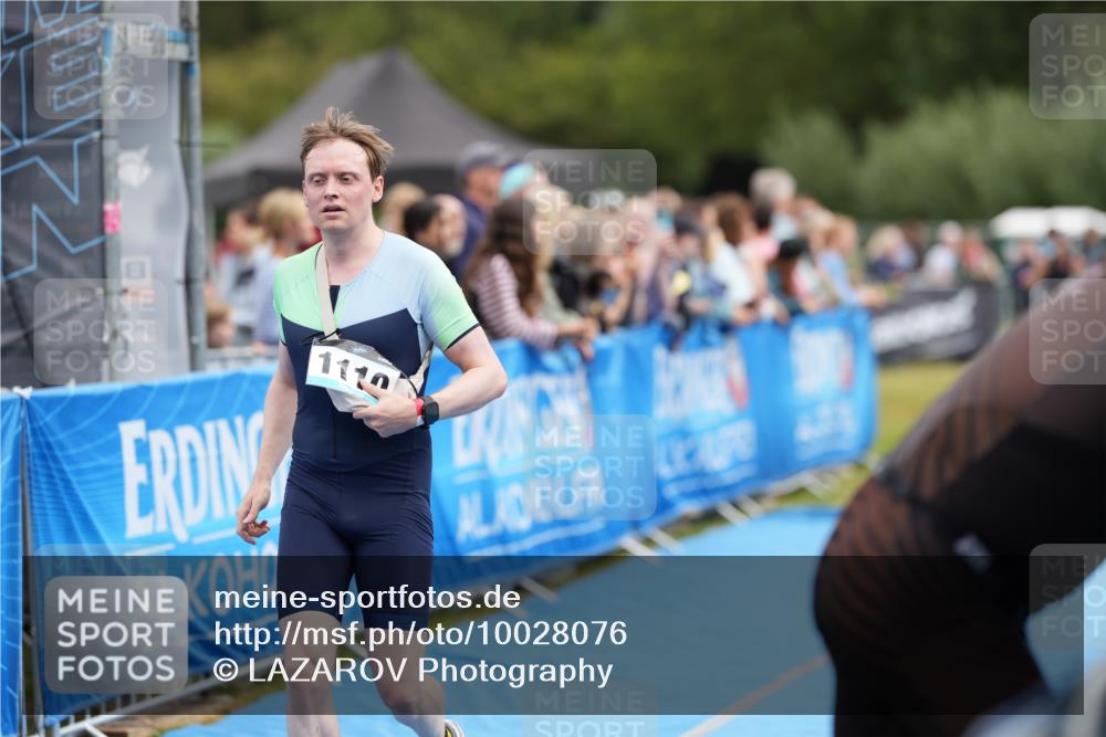 30.08.2026 - Elbe Triathlon Hamburg LAZAROV Photography http://msf.ph/oto/10028076 30.08.2026 11:27:10 Ziel 1110, 1194, 1320 meine-sportfotos.de