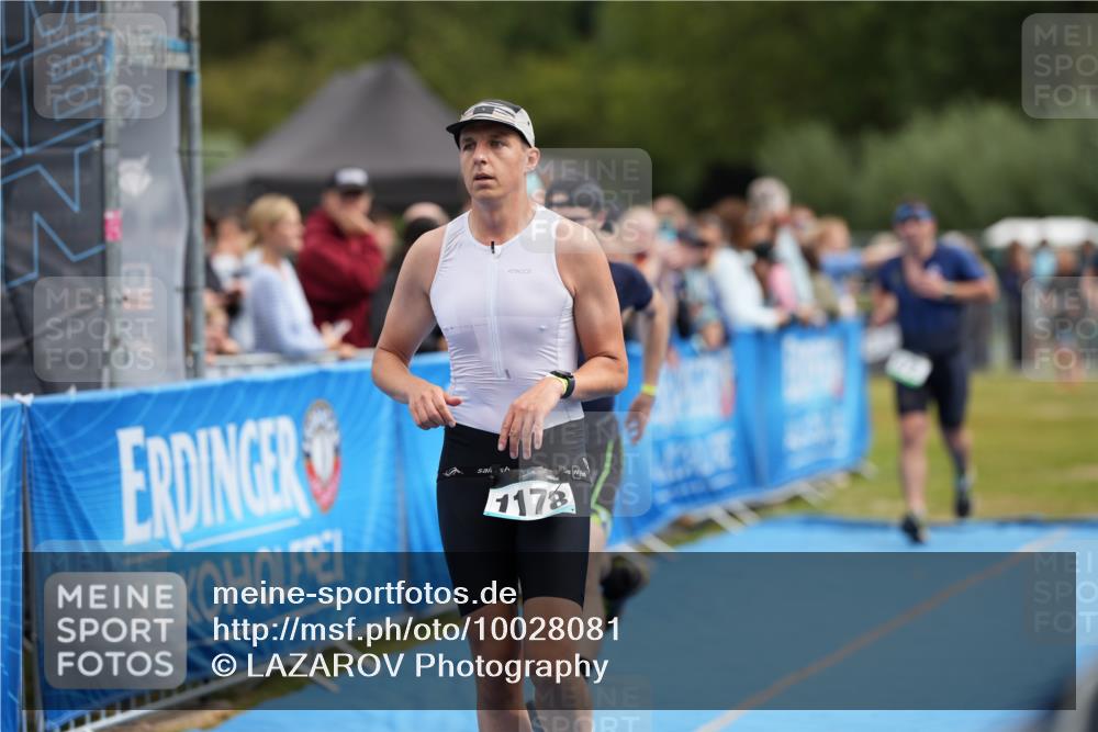 30.08.2026 - Elbe Triathlon Hamburg LAZAROV Photography http://msf.ph/oto/10028081 30.08.2026 11:27:33 Ziel 672, 1121, 1134, 1178 meine-sportfotos.de