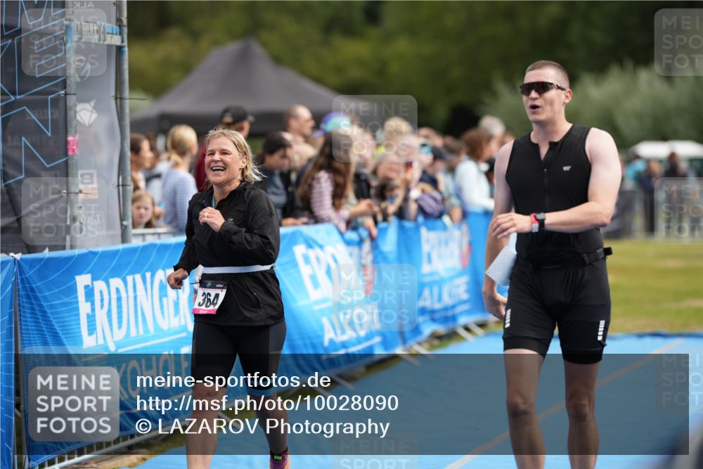 30.08.2026 - Elbe Triathlon Hamburg LAZAROV Photography http://msf.ph/oto/10028090 30.08.2026 11:27:45 Ziel 364, 1074 meine-sportfotos.de