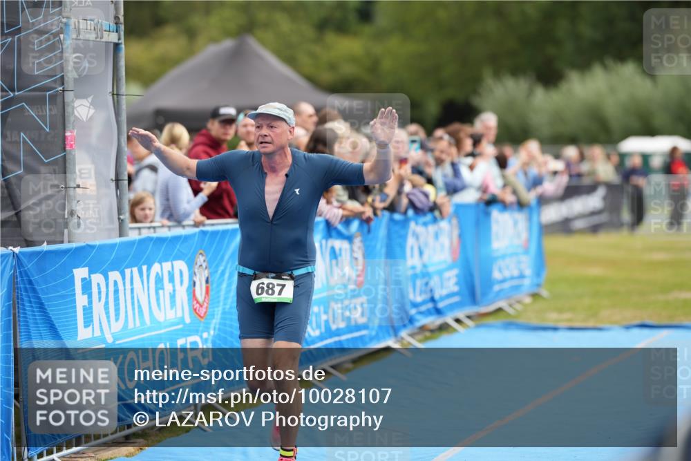 30.08.2026 - Elbe Triathlon Hamburg LAZAROV Photography http://msf.ph/oto/10028107 30.08.2026 11:28:14 Ziel 687 meine-sportfotos.de