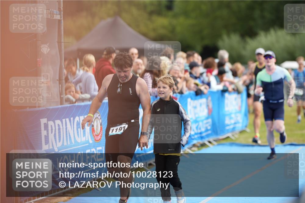 30.08.2026 - Elbe Triathlon Hamburg LAZAROV Photography http://msf.ph/oto/10028123 30.08.2026 11:28:52 Ziel 409, 546, 763, 1115, 1191 meine-sportfotos.de