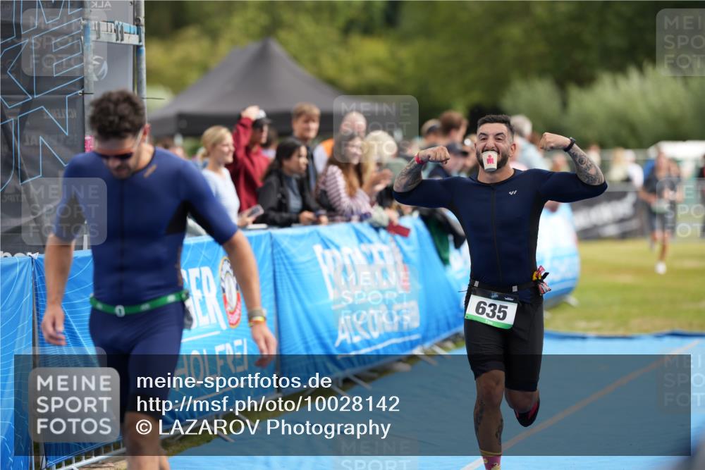 30.08.2026 - Elbe Triathlon Hamburg LAZAROV Photography http://msf.ph/oto/10028142 30.08.2026 11:29:46 Ziel 635, 659, 880 meine-sportfotos.de