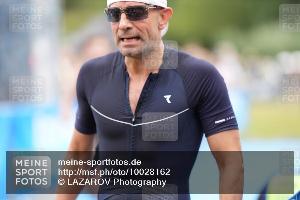 30.08.2026 - Elbe Triathlon Hamburg LAZAROV Photography http://msf.ph/oto/10028162 30.08.2026 11:30:20 Ziel 1081, 1285 meine-sportfotos.de