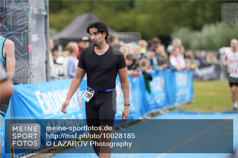 30.08.2026 - Elbe Triathlon Hamburg LAZAROV Photography http://msf.ph/oto/10028185 30.08.2026 11:31:00 Ziel 1018, 1306, 1442 meine-sportfotos.de