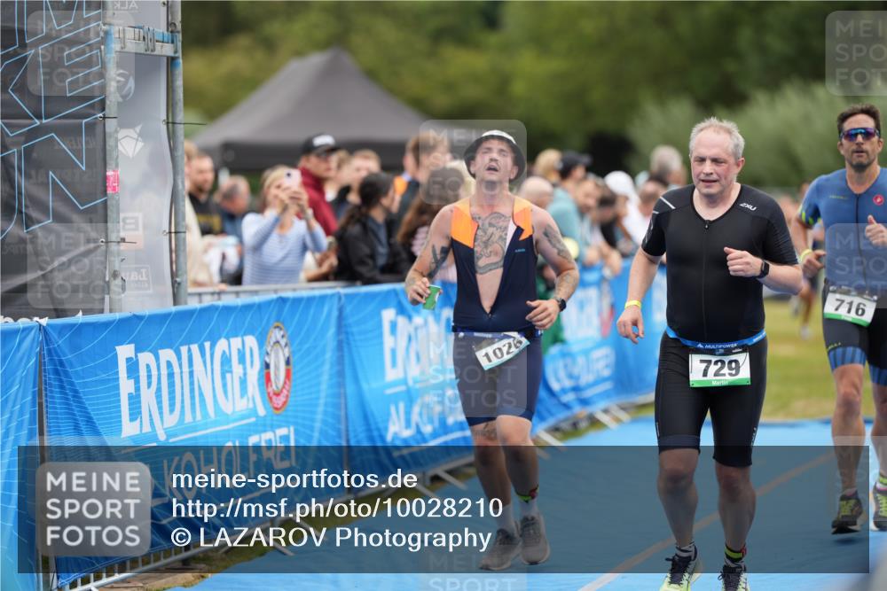 30.08.2026 - Elbe Triathlon Hamburg LAZAROV Photography http://msf.ph/oto/10028210 30.08.2026 11:32:17 Ziel 716, 729, 1026, 1170, 1369, 1438 meine-sportfotos.de