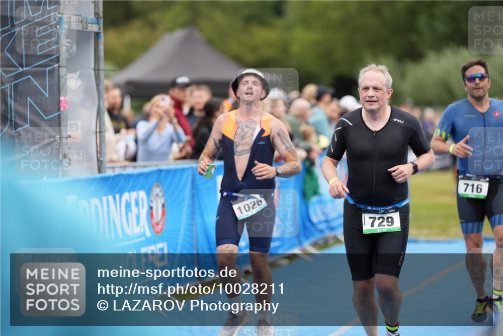 30.08.2026 - Elbe Triathlon Hamburg LAZAROV Photography http://msf.ph/oto/10028211 30.08.2026 11:32:17 Ziel 716, 729, 1026, 1170, 1369, 1438 meine-sportfotos.de
