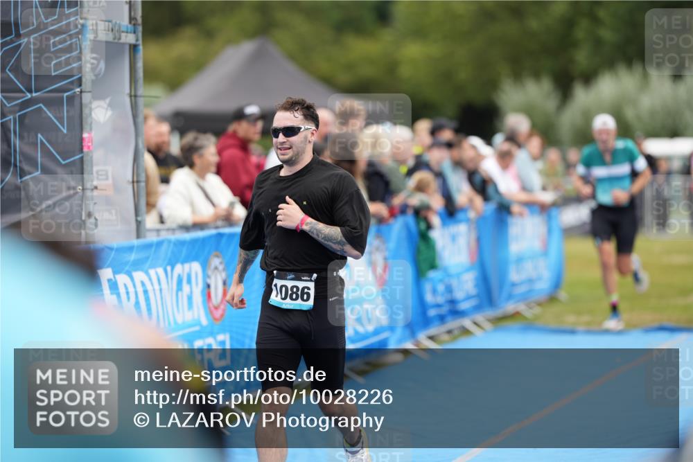 30.08.2026 - Elbe Triathlon Hamburg LAZAROV Photography http://msf.ph/oto/10028226 30.08.2026 11:32:36 Ziel 509, 690, 1051, 1086, 1189 meine-sportfotos.de