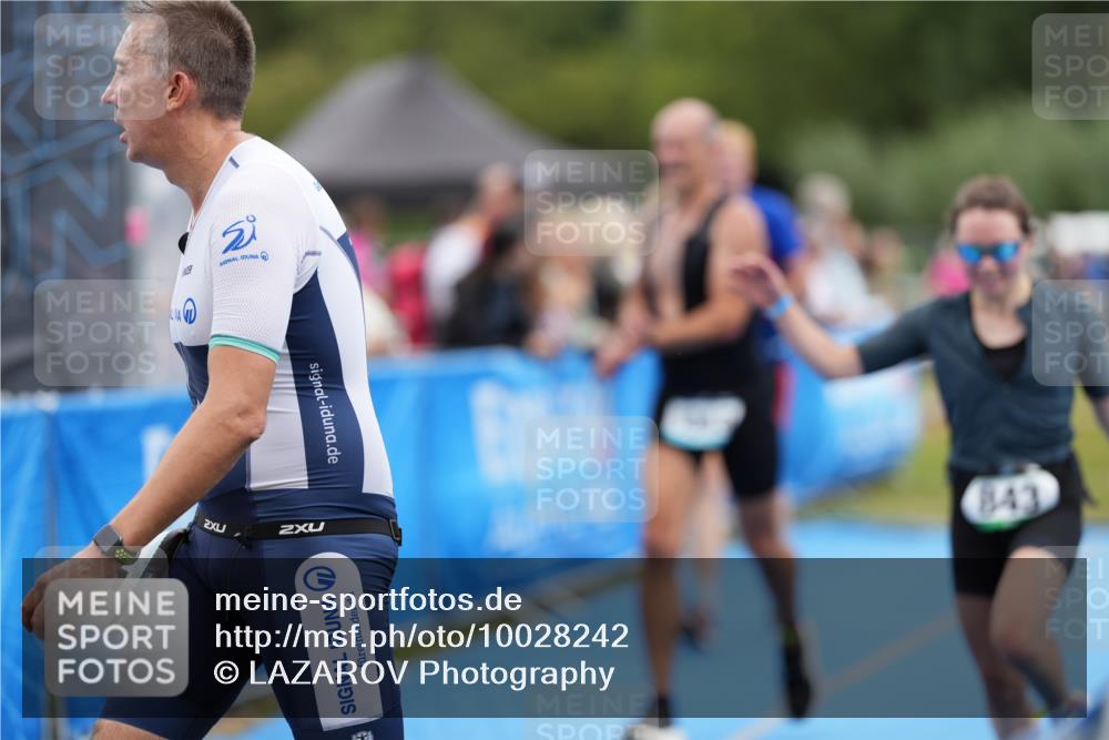 30.08.2026 - Elbe Triathlon Hamburg LAZAROV Photography http://msf.ph/oto/10028242 30.08.2026 11:33:35 Ziel 843, 1126, 1289, 1313 meine-sportfotos.de