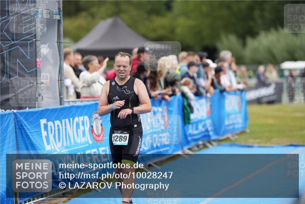 30.08.2026 - Elbe Triathlon Hamburg LAZAROV Photography http://msf.ph/oto/10028247 30.08.2026 11:33:41 Ziel 1289 meine-sportfotos.de