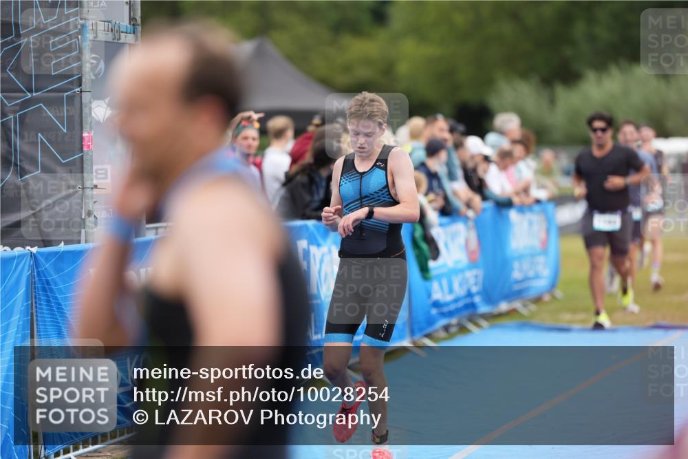 30.08.2026 - Elbe Triathlon Hamburg LAZAROV Photography http://msf.ph/oto/10028254 30.08.2026 11:34:01 Ziel 680, 1166, 1180, 1234, 1452 meine-sportfotos.de