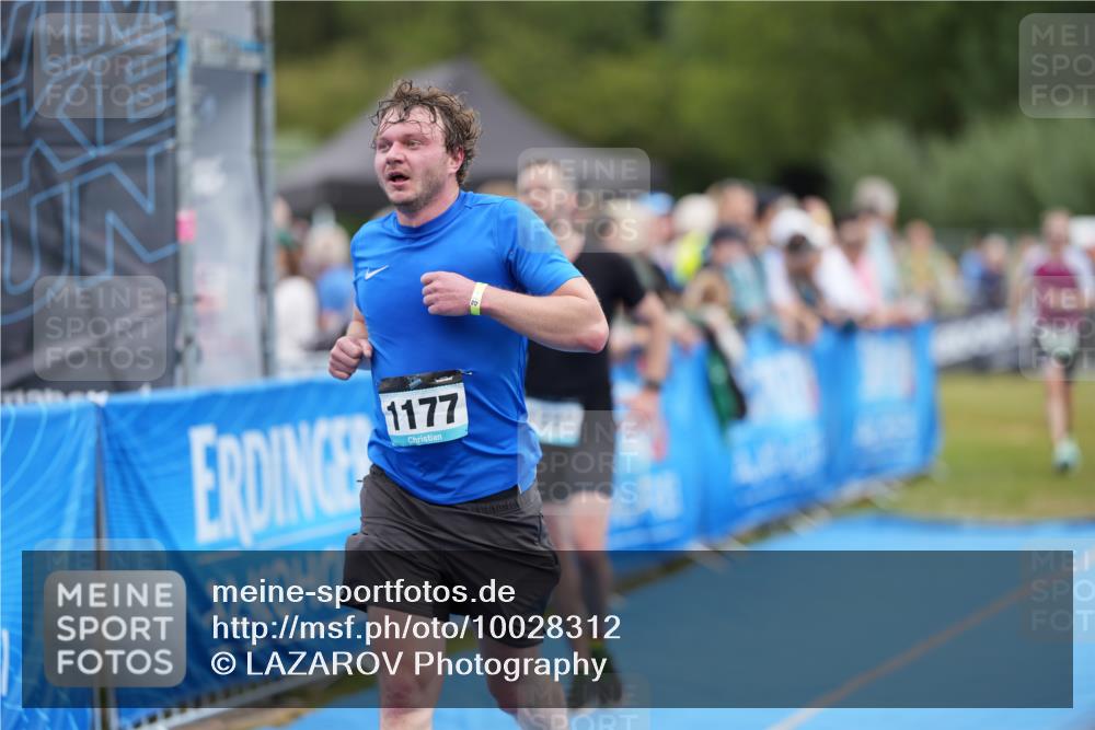 30.08.2026 - Elbe Triathlon Hamburg LAZAROV Photography http://msf.ph/oto/10028312 30.08.2026 11:35:34 Ziel 961, 1177, 1237 meine-sportfotos.de