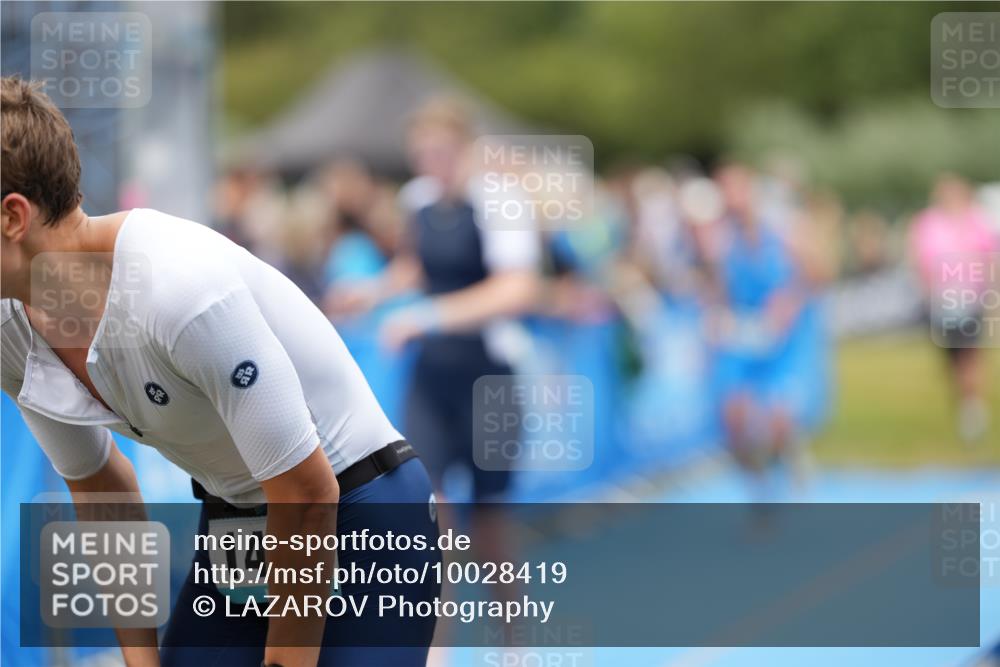 30.08.2026 - Elbe Triathlon Hamburg LAZAROV Photography http://msf.ph/oto/10028419 30.08.2026 11:39:15 Ziel 709, 877, 1064, 1123, 1125, 1169, 1205, 1214, 1256 meine-sportfotos.de