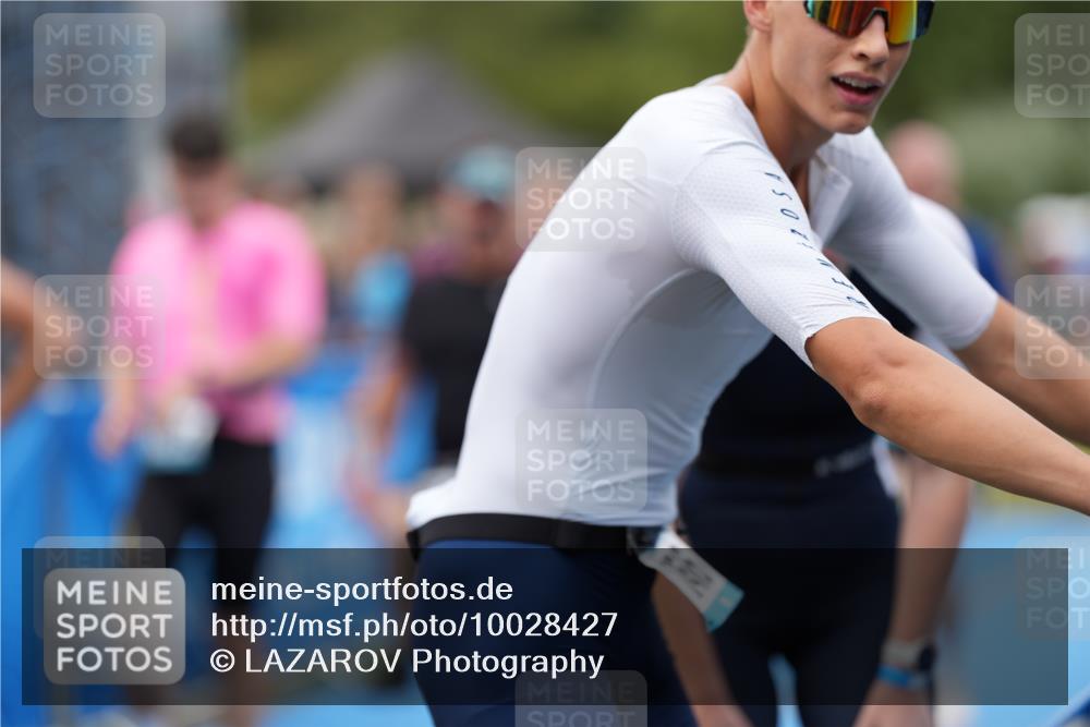 30.08.2026 - Elbe Triathlon Hamburg LAZAROV Photography http://msf.ph/oto/10028427 30.08.2026 11:39:20 Ziel 709, 992, 1064, 1123, 1125, 1205, 1214, 1256 meine-sportfotos.de