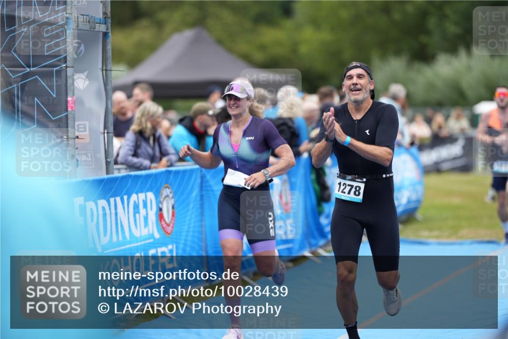 30.08.2026 - Elbe Triathlon Hamburg LAZAROV Photography http://msf.ph/oto/10028439 30.08.2026 11:41:23 Ziel 806, 1202, 1278 meine-sportfotos.de