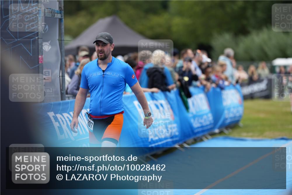 30.08.2026 - Elbe Triathlon Hamburg LAZAROV Photography http://msf.ph/oto/10028462 30.08.2026 11:42:11 Ziel 864, 1207 meine-sportfotos.de