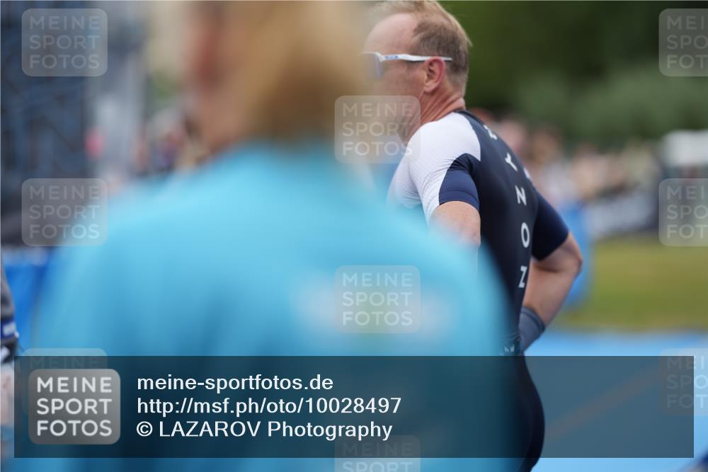 30.08.2026 - Elbe Triathlon Hamburg LAZAROV Photography http://msf.ph/oto/10028497 30.08.2026 11:43:24 Ziel 1242, 1390 meine-sportfotos.de
