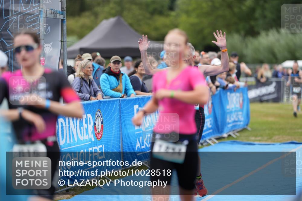 30.08.2026 - Elbe Triathlon Hamburg LAZAROV Photography http://msf.ph/oto/10028518 30.08.2026 11:43:54 Ziel 816, 847, 1345, 1353, 1434 meine-sportfotos.de