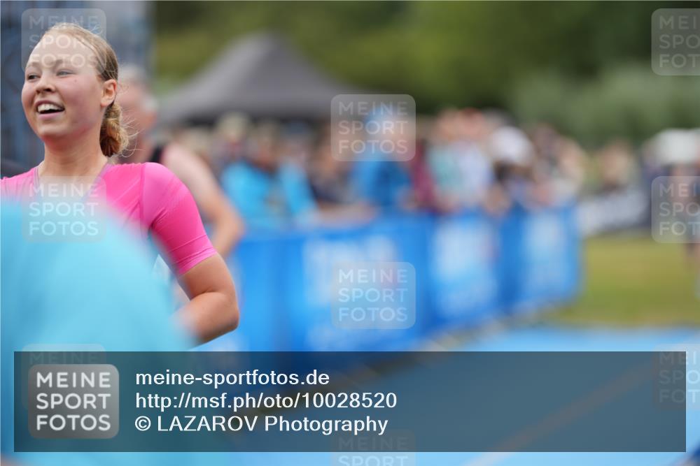 30.08.2026 - Elbe Triathlon Hamburg LAZAROV Photography http://msf.ph/oto/10028520 30.08.2026 11:43:55 Ziel 816, 847, 1345, 1353, 1434 meine-sportfotos.de