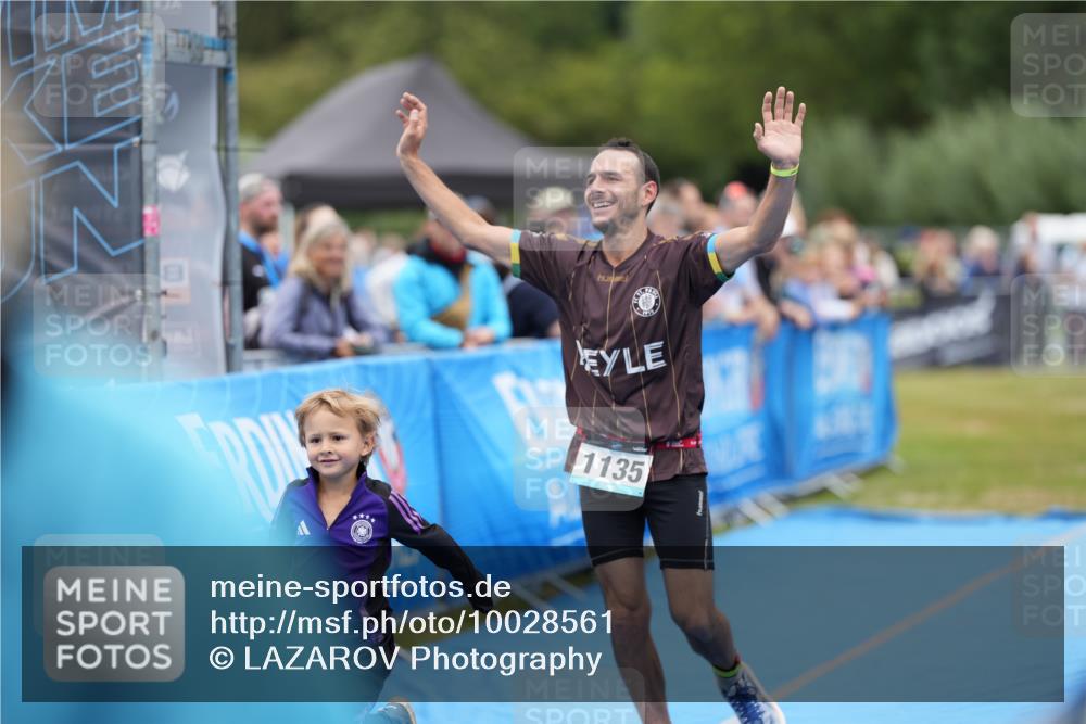 30.08.2026 - Elbe Triathlon Hamburg LAZAROV Photography http://msf.ph/oto/10028561 30.08.2026 11:46:30 Ziel 1135 meine-sportfotos.de