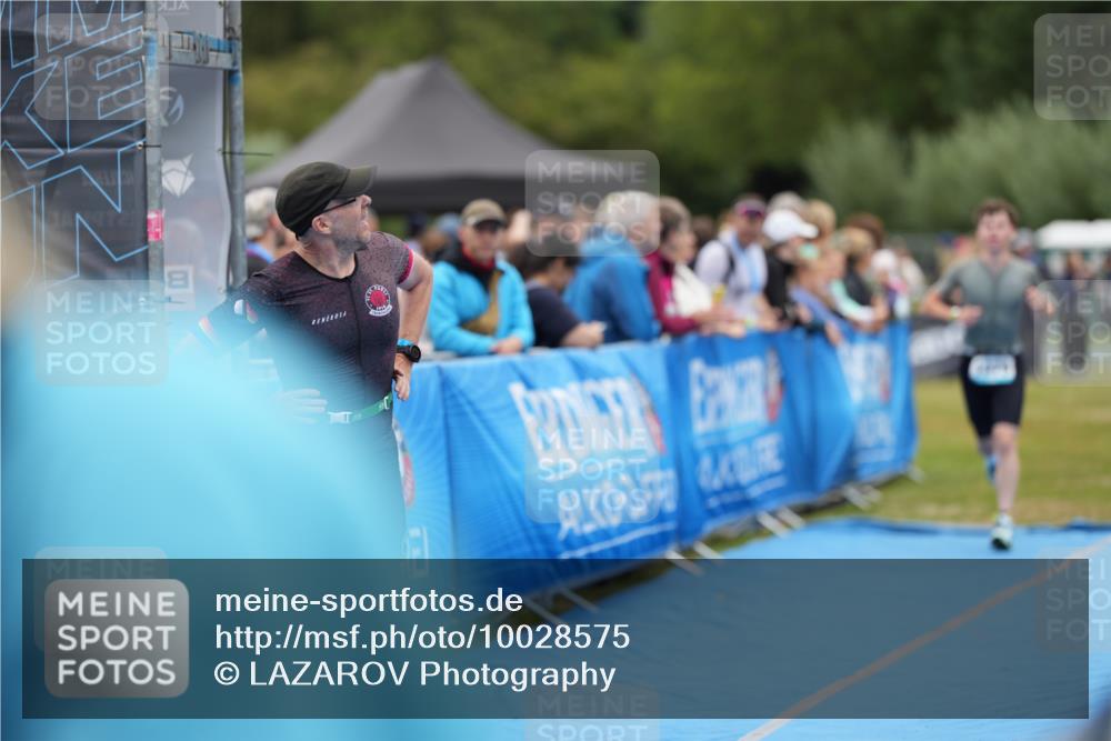 30.08.2026 - Elbe Triathlon Hamburg LAZAROV Photography http://msf.ph/oto/10028575 30.08.2026 11:47:12 Ziel 1294, 1311, 1379 meine-sportfotos.de