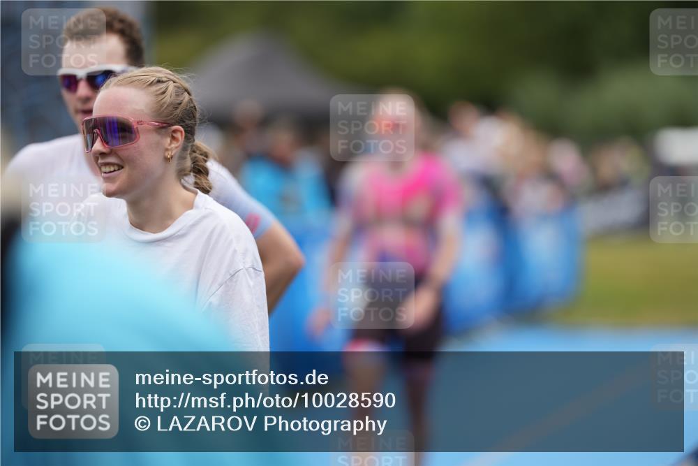 30.08.2026 - Elbe Triathlon Hamburg LAZAROV Photography http://msf.ph/oto/10028590 30.08.2026 11:47:39 Ziel 857 meine-sportfotos.de