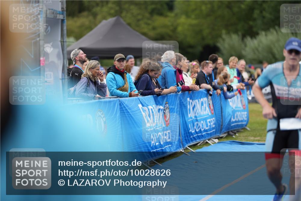 30.08.2026 - Elbe Triathlon Hamburg LAZAROV Photography http://msf.ph/oto/10028626 30.08.2026 11:49:37 Ziel 939, 1363, 1412 meine-sportfotos.de