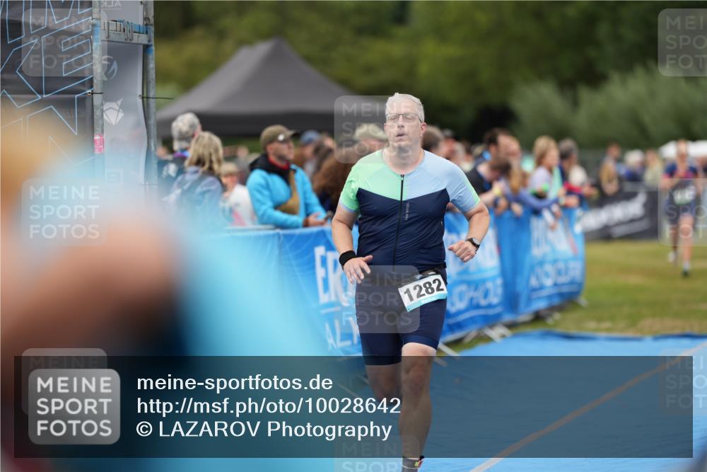 30.08.2026 - Elbe Triathlon Hamburg LAZAROV Photography http://msf.ph/oto/10028642 30.08.2026 11:50:29 Ziel 686, 855, 912, 958, 1282 meine-sportfotos.de