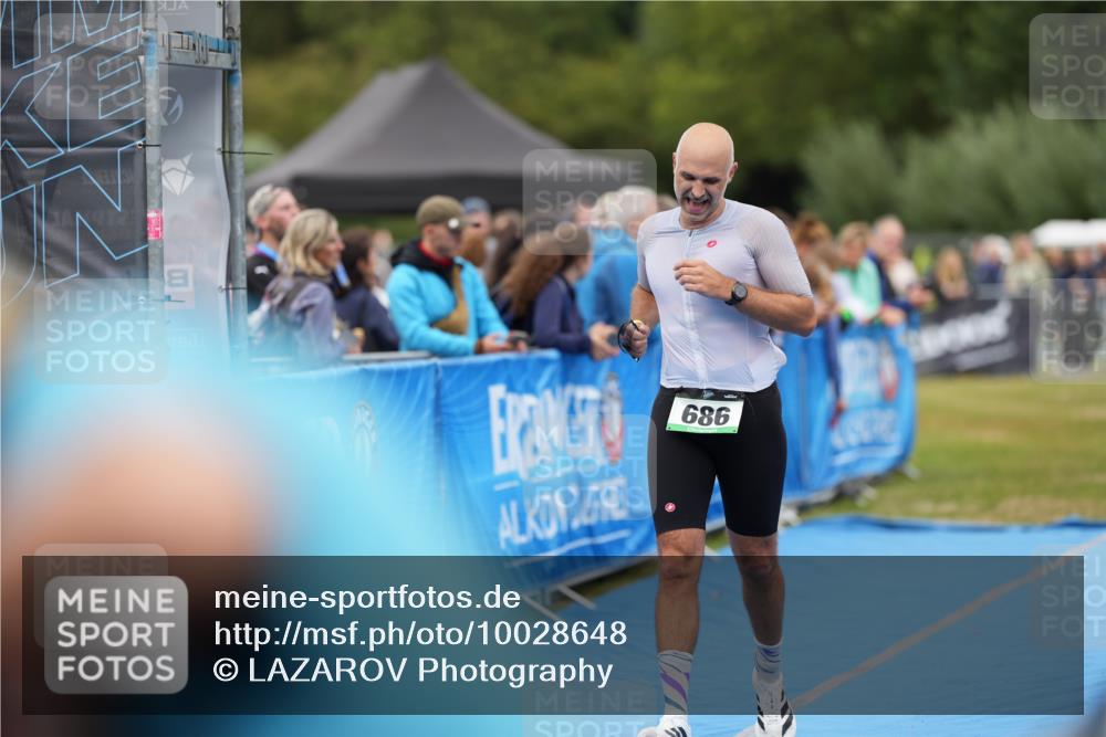 30.08.2026 - Elbe Triathlon Hamburg LAZAROV Photography http://msf.ph/oto/10028648 30.08.2026 11:50:38 Ziel 686, 958 meine-sportfotos.de