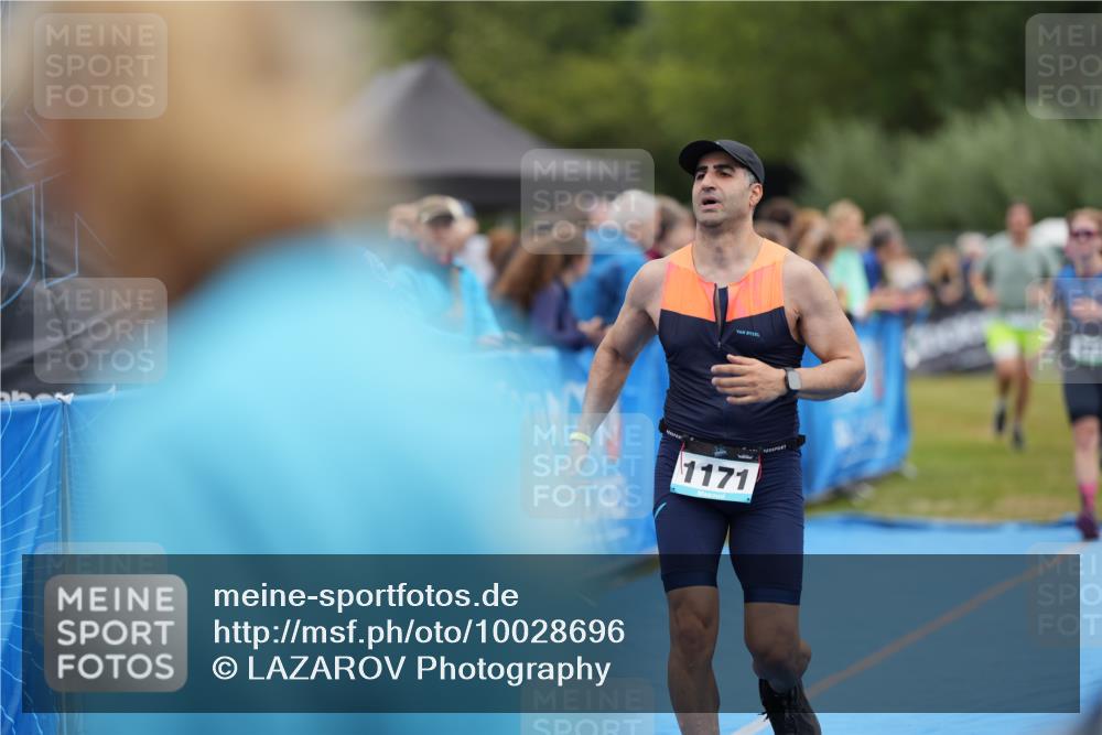 30.08.2026 - Elbe Triathlon Hamburg LAZAROV Photography http://msf.ph/oto/10028696 30.08.2026 11:52:19 Ziel 943, 1128, 1171, 1336, 1578 meine-sportfotos.de