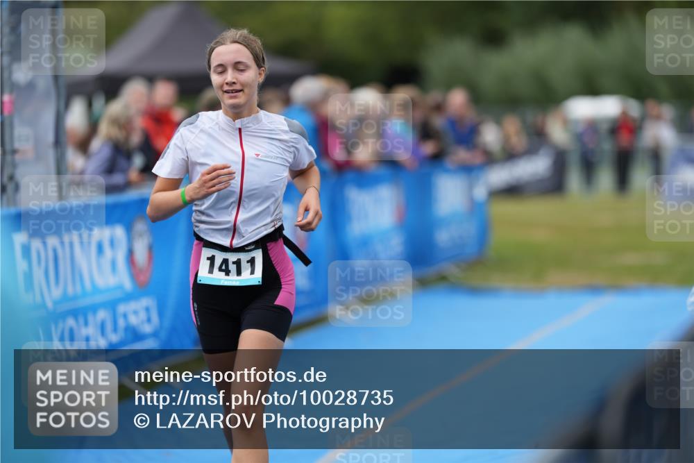 30.08.2026 - Elbe Triathlon Hamburg LAZAROV Photography http://msf.ph/oto/10028735 30.08.2026 11:55:19 Ziel 1411 meine-sportfotos.de