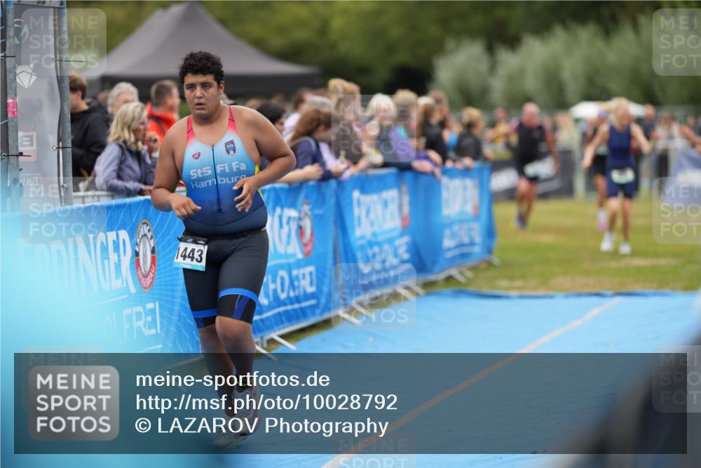 30.08.2026 - Elbe Triathlon Hamburg LAZAROV Photography http://msf.ph/oto/10028792 30.08.2026 11:58:03 Ziel 962, 1333, 1443, 1458 meine-sportfotos.de
