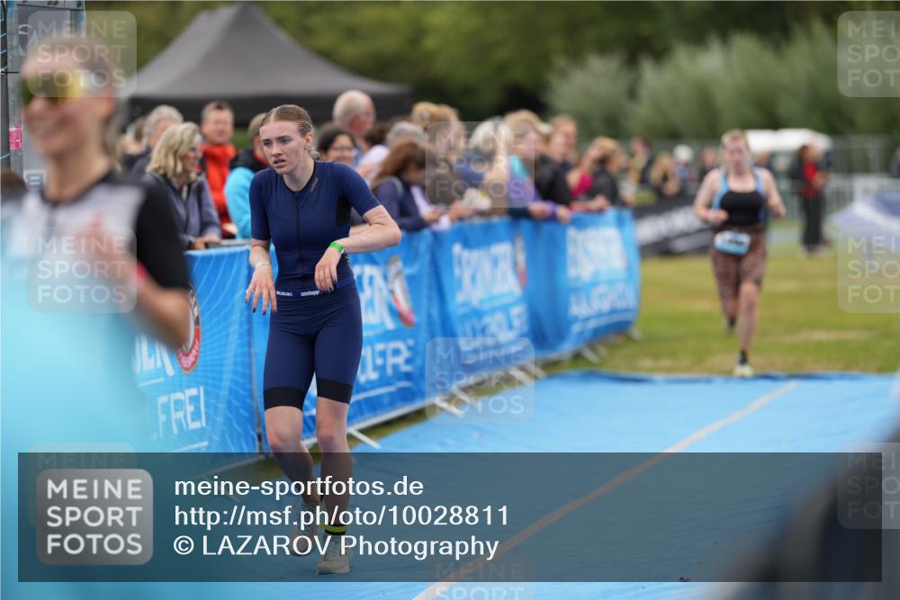 30.08.2026 - Elbe Triathlon Hamburg LAZAROV Photography http://msf.ph/oto/10028811 30.08.2026 11:58:32 Ziel 940, 1462, 1496, 1575 meine-sportfotos.de