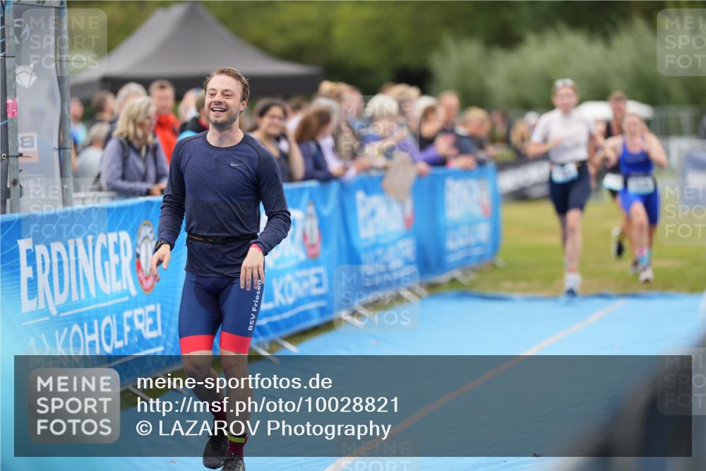 30.08.2026 - Elbe Triathlon Hamburg LAZAROV Photography http://msf.ph/oto/10028821 30.08.2026 11:58:50 Ziel 1401, 1489, 1526, 1588 meine-sportfotos.de