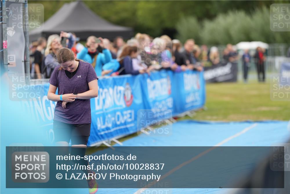 30.08.2026 - Elbe Triathlon Hamburg LAZAROV Photography http://msf.ph/oto/10028837 30.08.2026 11:59:33 Ziel 785, 859 meine-sportfotos.de
