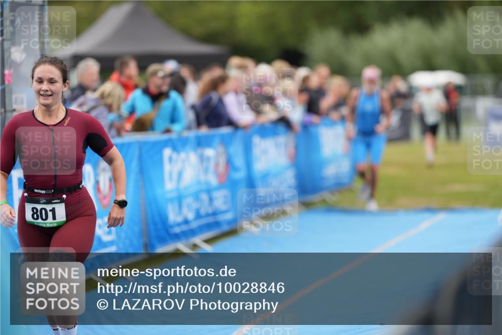 30.08.2026 - Elbe Triathlon Hamburg LAZAROV Photography http://msf.ph/oto/10028846 30.08.2026 12:00:16 Ziel 801, 1362, 1365, 1518, 1551 meine-sportfotos.de